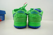Load image into Gallery viewer, Nike SB Dunk Low Grateful Dead Bears Green