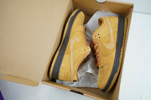 Load image into Gallery viewer, Nike SB Dunk Low Wheat