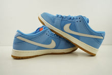 Load image into Gallery viewer, Nike SB Dunk Low Pro University Blue Gum