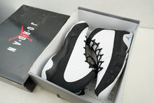 Load image into Gallery viewer, Air Jordan 9 Retro University Blue