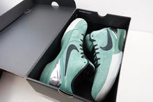 Load image into Gallery viewer, Nike Kobe 4 Protro Girl Dad