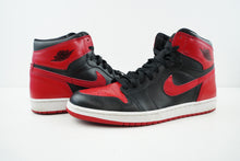 Load image into Gallery viewer, Air Jordan 1 Retro Bred (2001)
