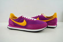 Load image into Gallery viewer, Nike Waffle Trainer 2 Fireberry