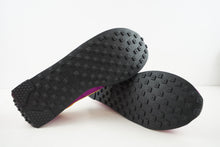 Load image into Gallery viewer, Nike Waffle Trainer 2 Fireberry