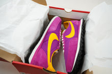 Load image into Gallery viewer, Nike Waffle Trainer 2 Fireberry