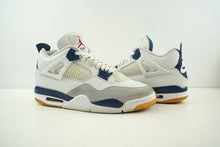 Load image into Gallery viewer, Air Jordan 4 Retro SB Navy