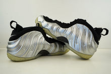 Load image into Gallery viewer, Nike Air Foamposite Pro Silver Surfer