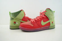 Load image into Gallery viewer, Nike SB Dunk High Strawberry Cough