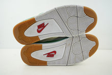 Load image into Gallery viewer, Air Jordan 4 Retro SB Pine Green