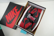 Load image into Gallery viewer, Air Jordan 1 Retro High Bred Banned (2016)