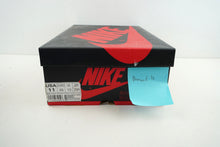 Load image into Gallery viewer, Air Jordan 1 Retro High Bred Banned (2016)