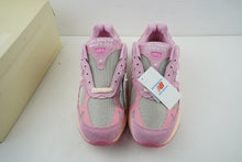 Load image into Gallery viewer, New Balance 993 Joe Freshgoods Performance Pink