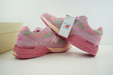 Load image into Gallery viewer, New Balance 993 Joe Freshgoods Performance Pink