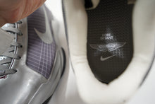 Load image into Gallery viewer, Nike Kobe Aston Martin Pack V/Hyperdunk