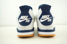 Load image into Gallery viewer, Air Jordan 4 Retro SB Navy