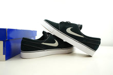 Load image into Gallery viewer, Nike Zoom Stefan Janoski SB Black
