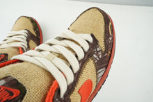 Load image into Gallery viewer, Nike SB Dunk Low Reese Forbes Hunter