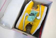 Load image into Gallery viewer, Nike SB Dunk Low Diamond Supply Co. Canary (F&amp;F)