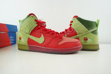 Load image into Gallery viewer, Nike SB Dunk High Strawberry Cough
