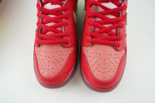 Load image into Gallery viewer, Nike SB Dunk High Strawberry Cough