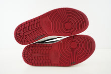 Load image into Gallery viewer, Air Jordan 1 Retro Low Chicago