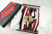 Load image into Gallery viewer, Air Jordan 1 Retro Low Chicago