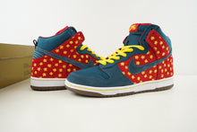 Load image into Gallery viewer, Nike SB Dunk High Quagmire