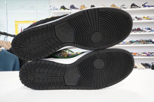 Load image into Gallery viewer, Nike SB Dunk Low Pro QS Neckface