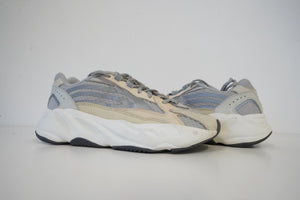 Adidas Yeezy Boost 700 V2 Cream
