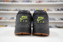 Load image into Gallery viewer, Nike Air Max 1 Hufquake