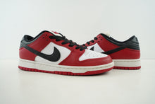 Load image into Gallery viewer, Nike SB Dunk Low Pro Chicago