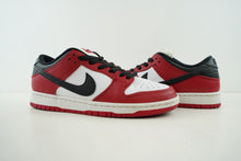 Load image into Gallery viewer, Nike SB Dunk Low Pro Chicago
