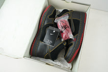 Load image into Gallery viewer, Nike SB Dunk High Unlucky