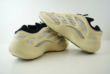 Load image into Gallery viewer, Adidas Yeezy 700 V2 Azael