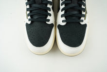 Load image into Gallery viewer, Air Jordan 1 Retro Low Travis Scott Olive (W)