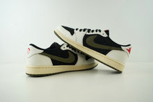 Load image into Gallery viewer, Air Jordan 1 Retro Low Travis Scott Olive (W)