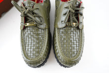 Load image into Gallery viewer, Supreme x Timberland Woven Leather 3-Eye Lug Olive