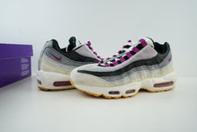 Load image into Gallery viewer, Nike Air Max 95 SB Cactus Flower