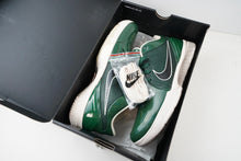 Load image into Gallery viewer, Nike Kobe 4 Protro Undefeated Milwaukee Bucks