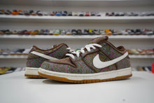 Load image into Gallery viewer, Nike SB Dunk Low Paisley Brown