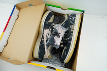 Load image into Gallery viewer, Nike SB Dunk Low Travis Scott