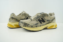 Load image into Gallery viewer, New Balance 2010 Joe Freshogoods Bag Lady
