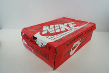 Load image into Gallery viewer, Nike Mars Yard Overshoe Tom Sachs (Cut)