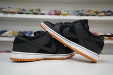 Load image into Gallery viewer, Nike SB Dunk Low Nontourage