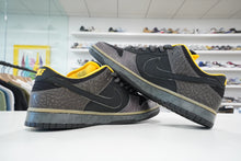 Load image into Gallery viewer, Nike SB Dunk Low Yellow Curb