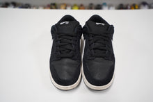 Load image into Gallery viewer, Nike Dunk Low Pro SB Black White