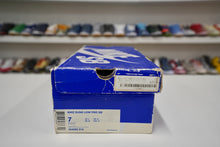 Load image into Gallery viewer, Nike Dunk Low Pro SB Black White