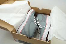 Load image into Gallery viewer, Nike Toki ND