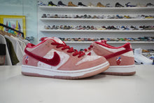 Load image into Gallery viewer, Nike SB Dunk Low Strangelove