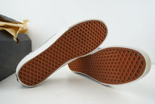 Load image into Gallery viewer, Weirdo Dave x Vans Syndicate Authentic "China Girl Summer"
